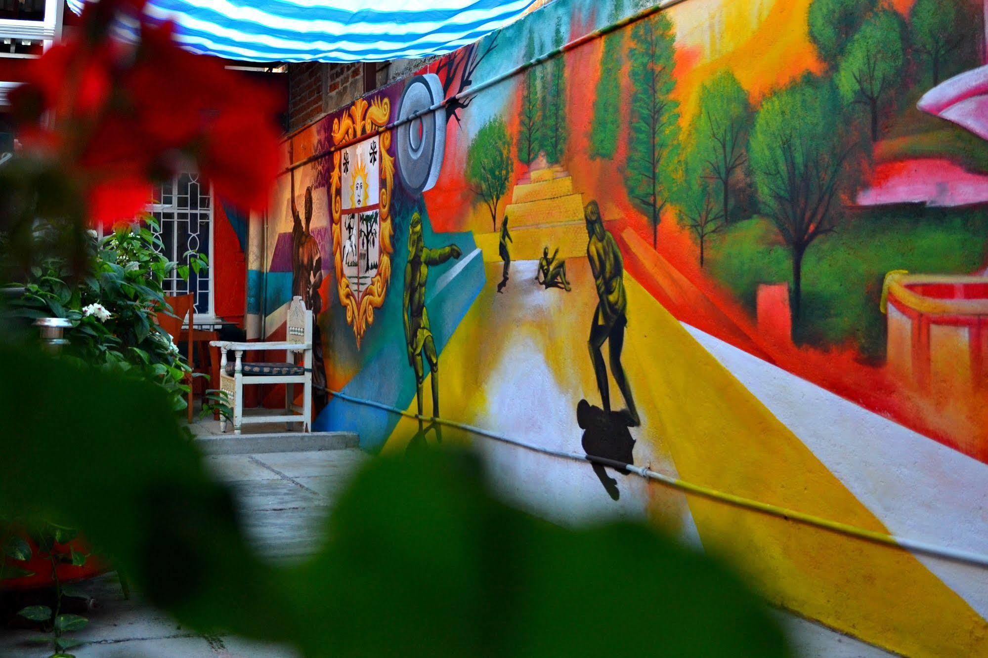 Hostal Maple Queretaro Exterior photo