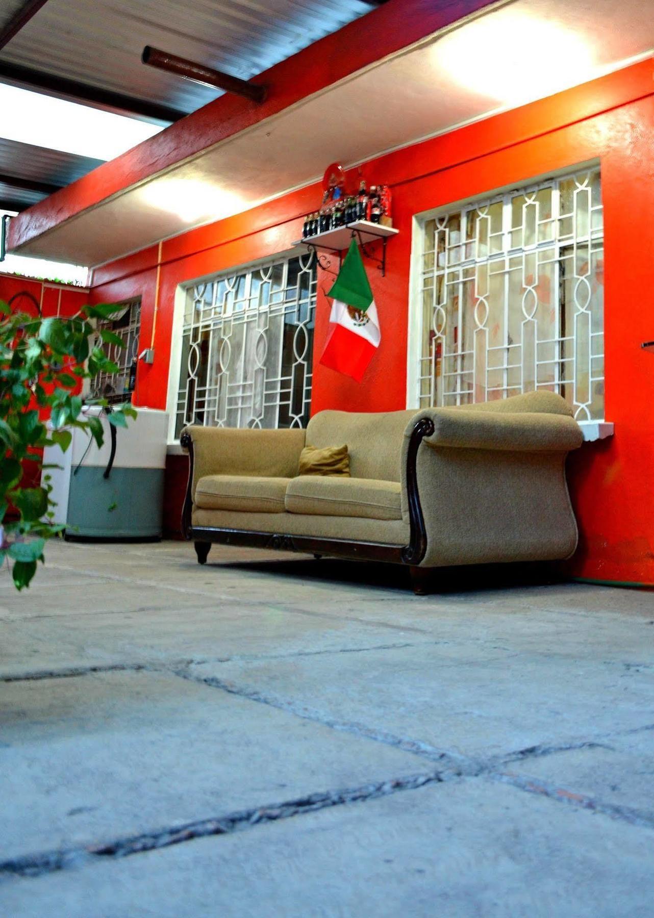 Hostal Maple Queretaro Exterior photo