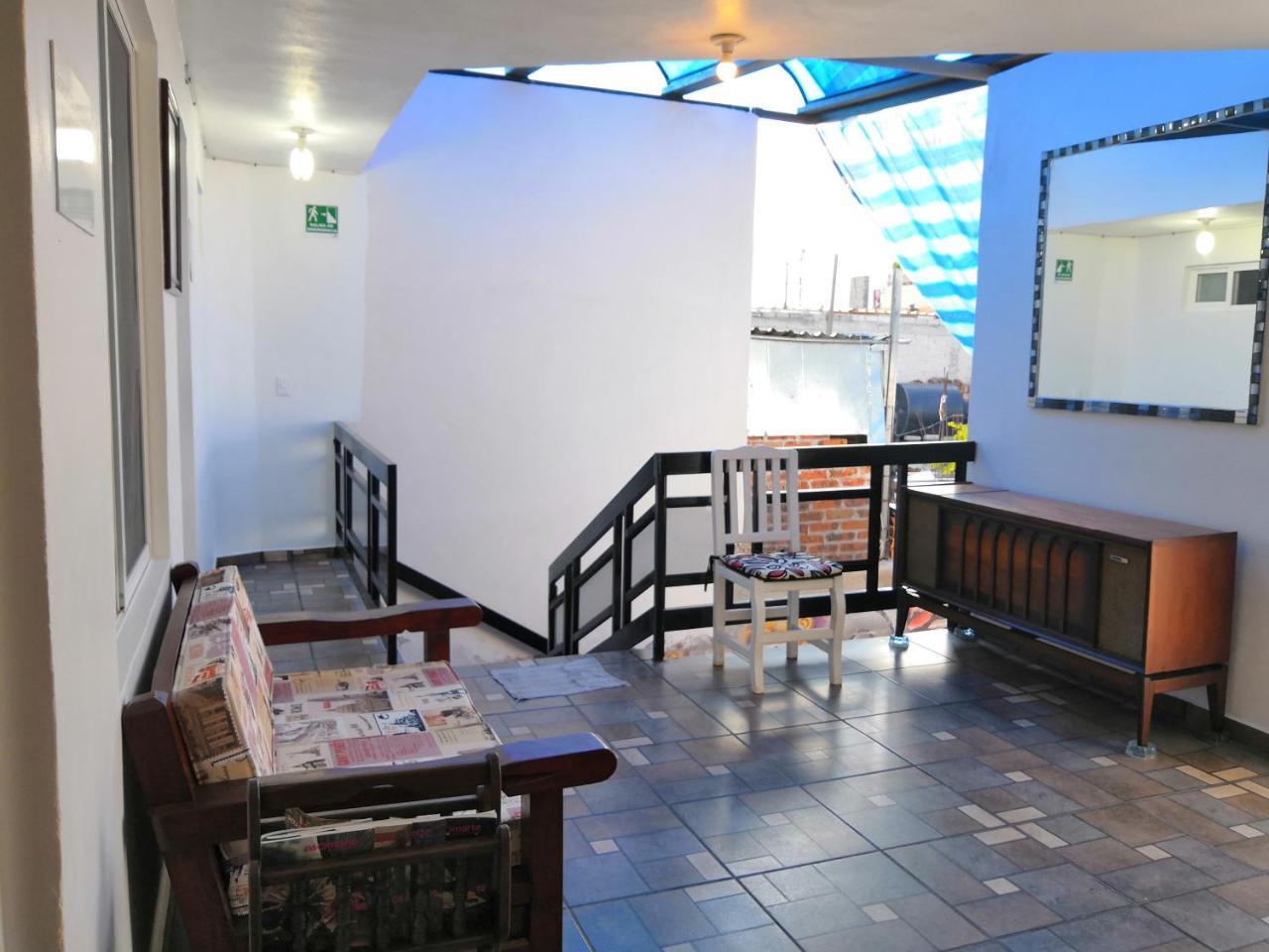 Hostal Maple Queretaro Exterior photo