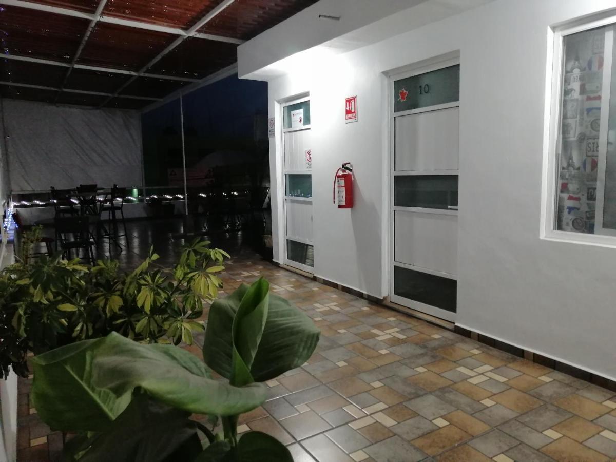 Hostal Maple Queretaro Exterior photo
